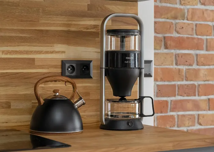 Komeda Hidden In Old Town By Renters פוזנן