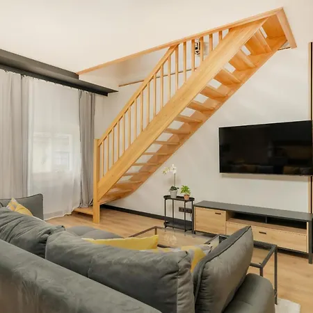Apartment Komeda Hidden In Old Town By Renters