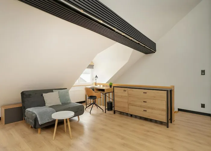 Komeda Hidden In Old Town By Renters Apartment Poznan