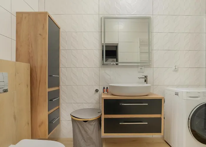 Komeda Hidden In Old Town By Renters Apartment